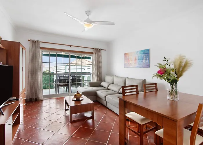 Casa Oliveira
